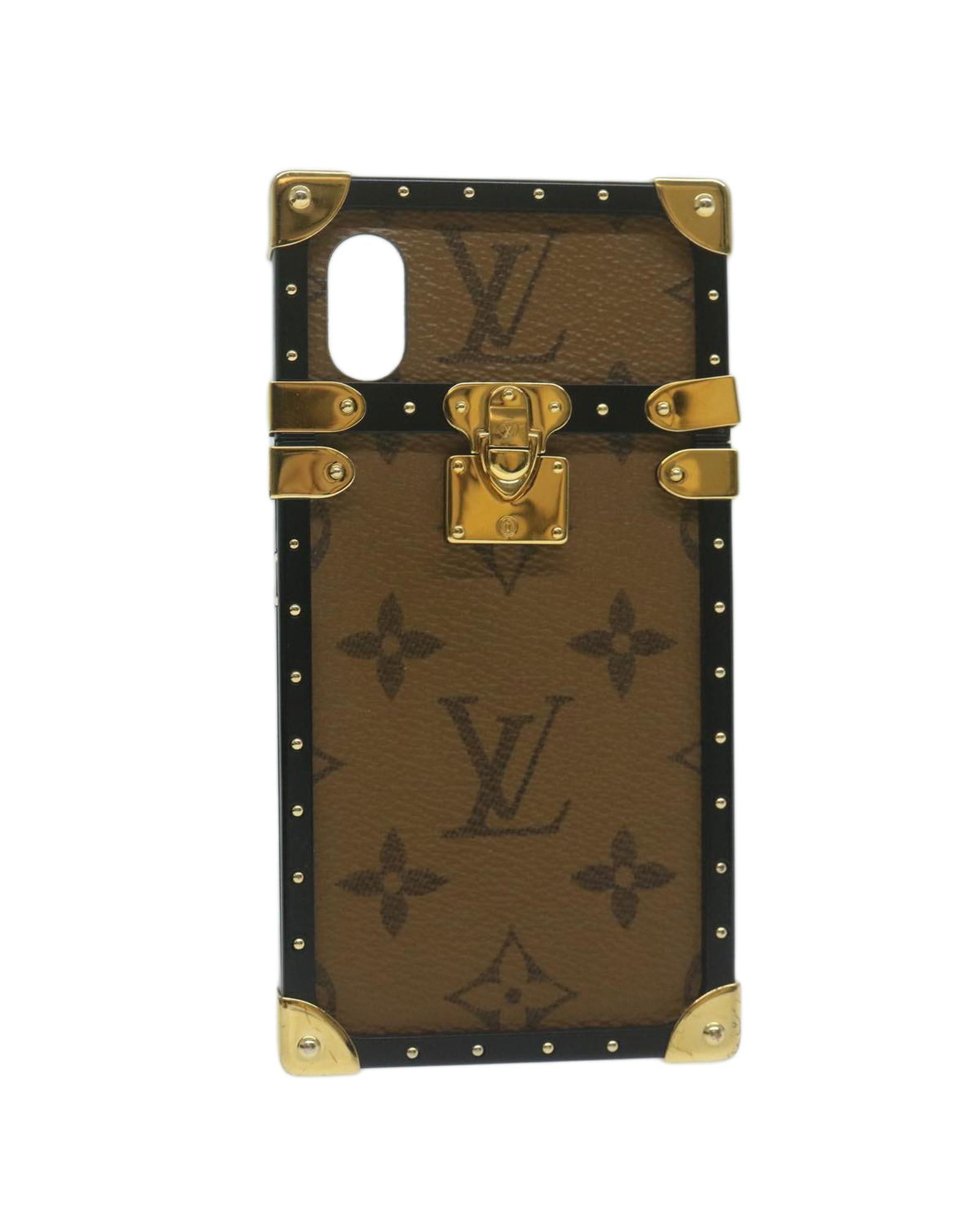 Louis Vuitton LOUIS VUITTON iPhone XXS Case Trunk Case Brown Monogram: Louis Vuitton LOUIS VUITTON iPhone XXS Case Trunk Case Brown Monogram This Louis Vuitton Monogram Reverse Eye Trunk iPhone X Case (M62619) is a stylish and practical accessory for your phone. Made fro