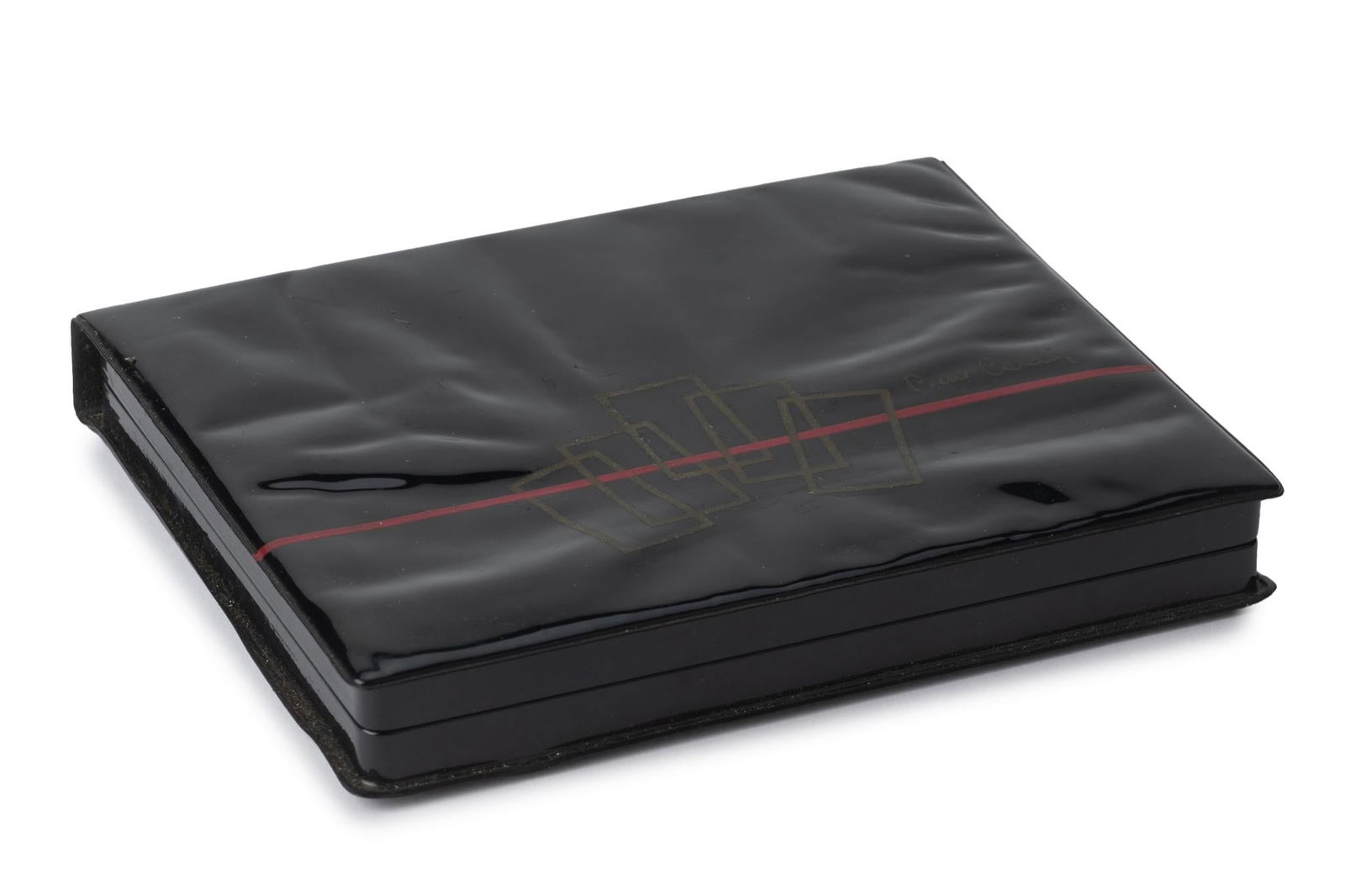 Pierre Cardin Vintage Poker Set 1 inch Height 6 inch Width 7.5 inch Length 21st Century: Pierre Cardin Vintage Poker Set 1 inch Height 6 inch Width 7.5 inch Length 21st Century This Pierre Cardin Vintage Poker Set features a sleek design and is perfect for card game enthusiasts. The set i