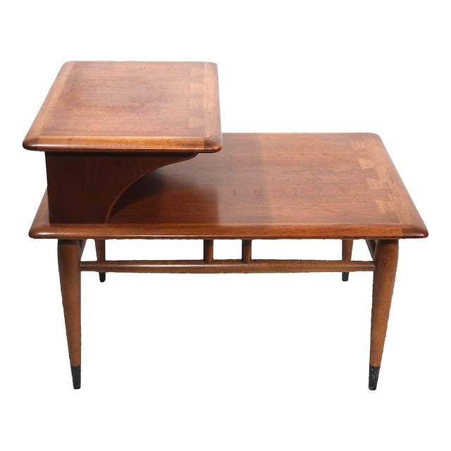 Classic Mid Century Lane Acclaim End Table by Andre Bus C 1960's: Classic Mid Century Lane Acclaim End Table by Andre Bus C 1960's Good original clean ready to use condition finish shows wear normal and consistent with age. Dimensions: 21"W x 28"D x 21"H Styles: Dan