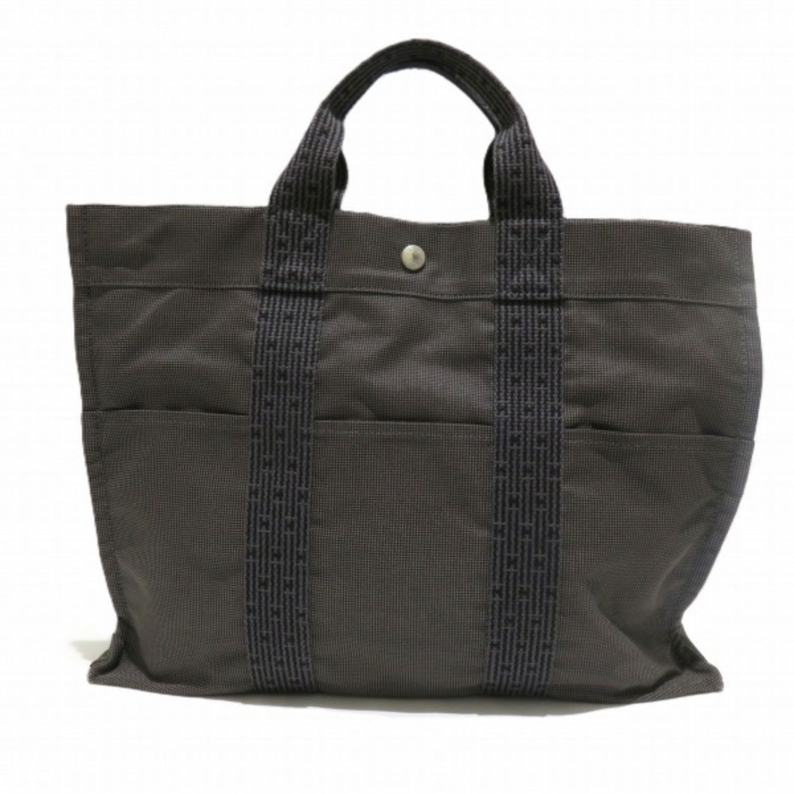 Hermes Air Line MM Bag Tote Men's Women's: Hermes Air Line MM Bag Tote Men's Women's Brand: Hermes Type: Tote bag Material: Canvas Canvas: Color: Gray Gender: Men Women Size (HxWxD): 32cm x 43cm x 10cm / 12.59 x 16.92 x 3.93 Condition: Used (g
