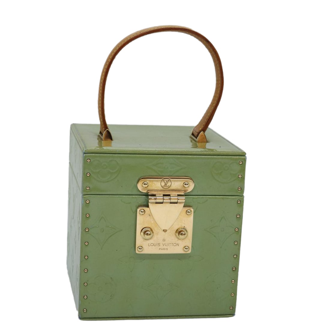Louis Vuitton Bleecker: Louis Vuitton Bleecker Brand: Louis Vuitton Model: Bleecker Gender: F Color: Green Material: Patent Leather Dimensions: W11cm x H11.5cm x D11cm Comments: The Louis Vuitton Bleecker Cosmetic Pouch is a