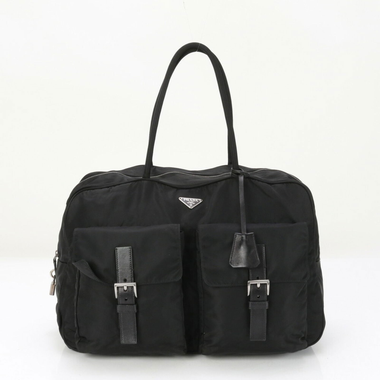Prada Tessuto Nylon Triangle Leather Boston Bag Black Shoulder Men's: Prada Tessuto Nylon Triangle Leather Boston Bag Black Shoulder Men's Brand: Prada Country of Origin: Italy Type: Boston bag Material: Nylon Leather Nylon: Leather: Color: Black Gender: Men Size (HxWxD