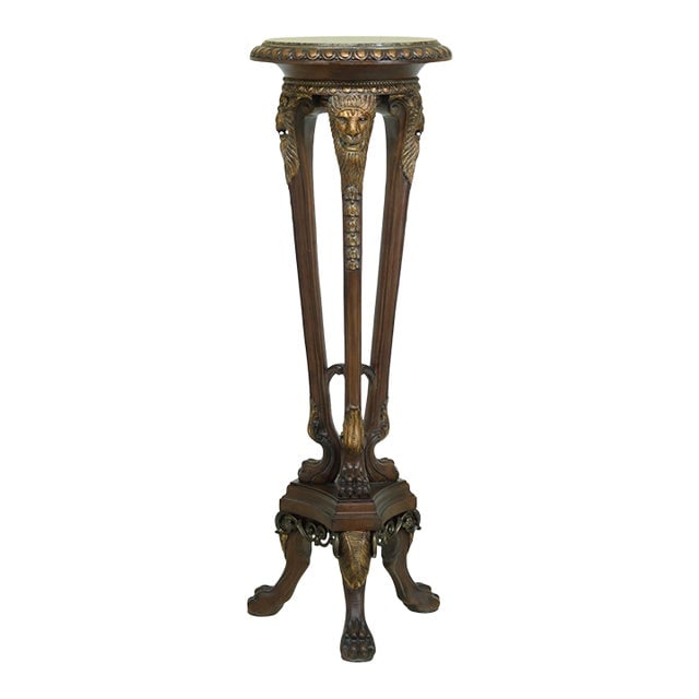 Maitland Smith Round Marble Top #8101-23 Regency Pedestal: Maitland Smith Round Marble Top #8101-23 Regency Pedestal Excellent Dimensions: 17"W x 17"D x 50"H Styles: Regency Brand: Maitland - Smith Period: 2010s Item Type: Vintage Antique or Pre-owned Materia
