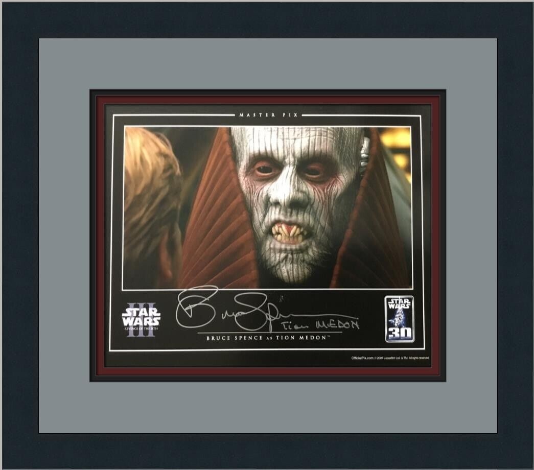 Star Wars III Bruce Spence Tion Medon Signed Official Pix Custom Framed: Star Wars III Bruce Spence Tion Medon Signed Official Pix Custom Framed Convention/Event: Star Wars Celebration IV Expo Movie: III:Revenge of the Sith Series: Star Wars Year: 2007 Signed By: Bruce Spe