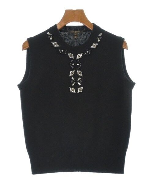 Louis Vuitton Black Women's Vest Size S Stylish Layering: Louis Vuitton Black Women's Vest Size S Stylish Layering This stylish Louis Vuitton vest is a must-have for your wardrobe. Designed in a classic black color, it is perfect for layering. The vest is si