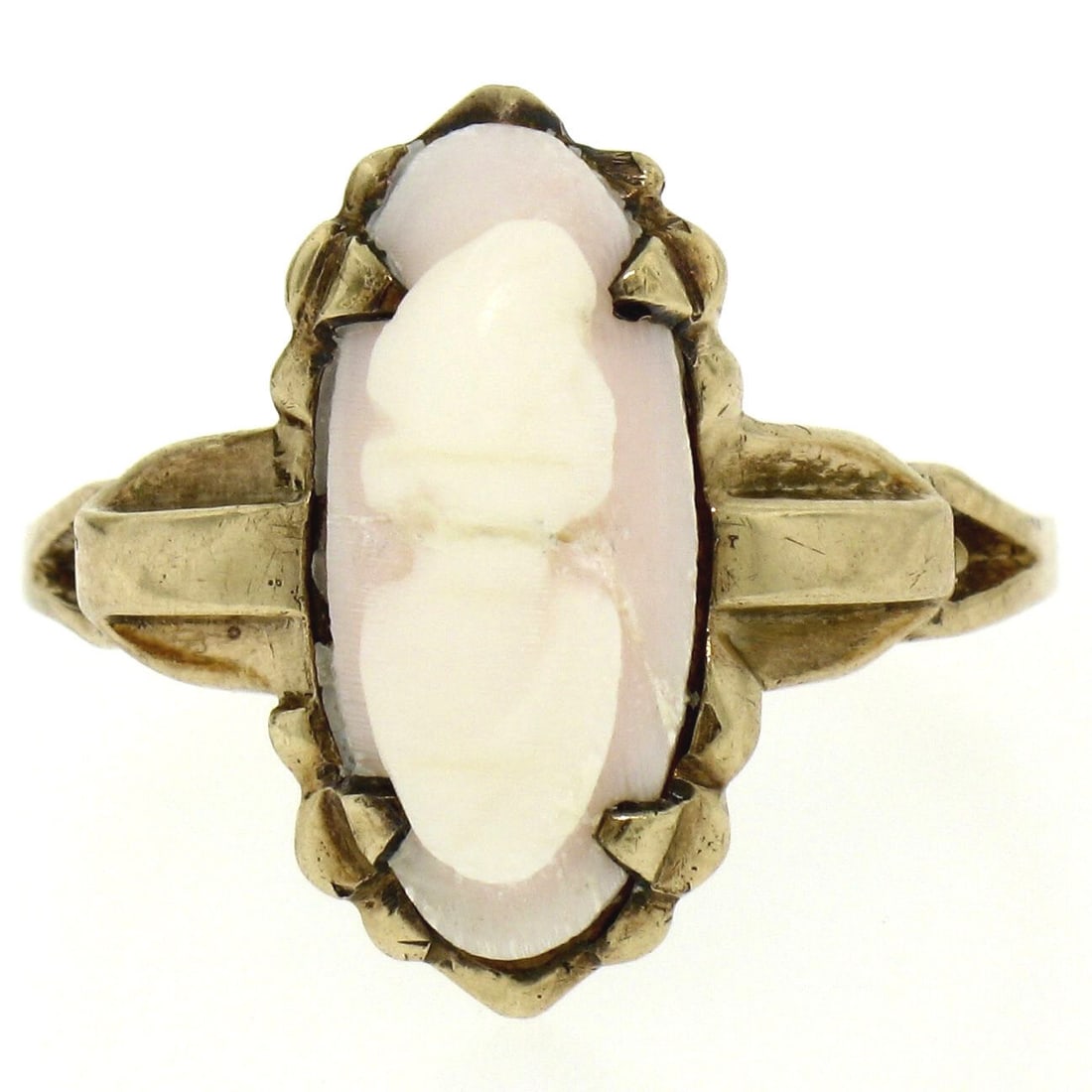 Victorian 10k Yellow Gold Petite Pink Stone Cameo Ring Size 6.5: Victorian 10k Yellow Gold Petite Pink Stone Cameo Ring Size 6.5 This exquisite Antique Victorian ring features a simple yet elegant design, crafted from solid 10k yellow gold. It showcases a genuine c