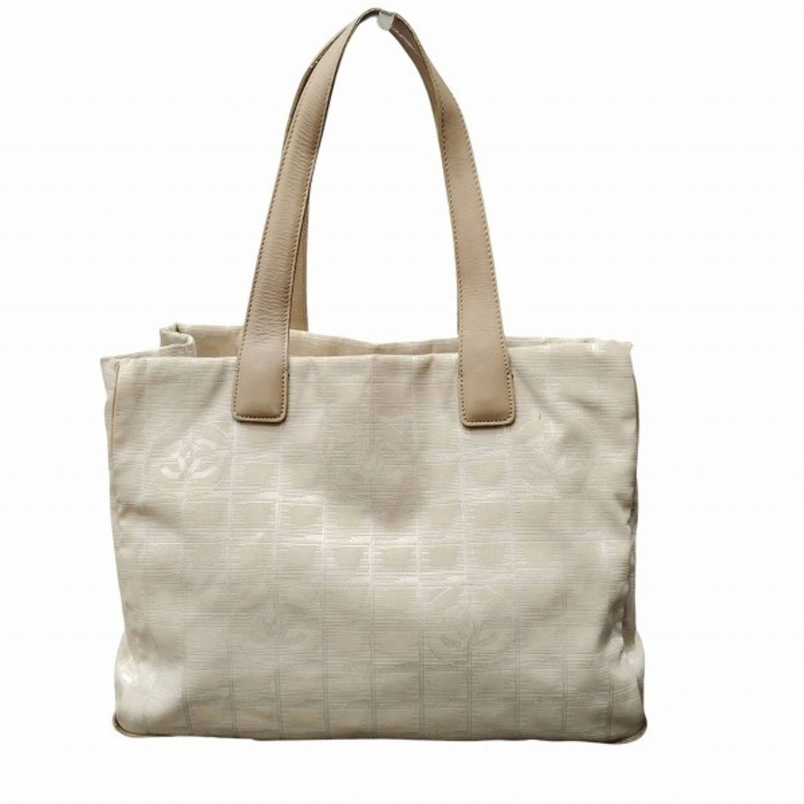 Chanel Beige Nylon Travel Tote MM Handbag for Women 25cm x 33cm x 15cm: Chanel Beige Nylon Travel Tote MM Handbag for Women 25cm x 33cm x 15cm This CHANEL New Travel Tote MM Bag is a stylish handbag designed for women, crafted from durable nylon in a beige color. The bag