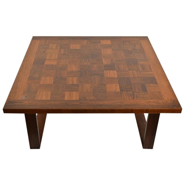 Danish Modern Rosewood Parquetry Table by Arne Vodder 1960s: Danish Modern Rosewood Parquetry Table by Arne Vodder 1960s This exquisite Rosewood Parquetry Table, designed by the renowned Arne Vodder for France & Son, showcases a stunning checkerboard rosewood t