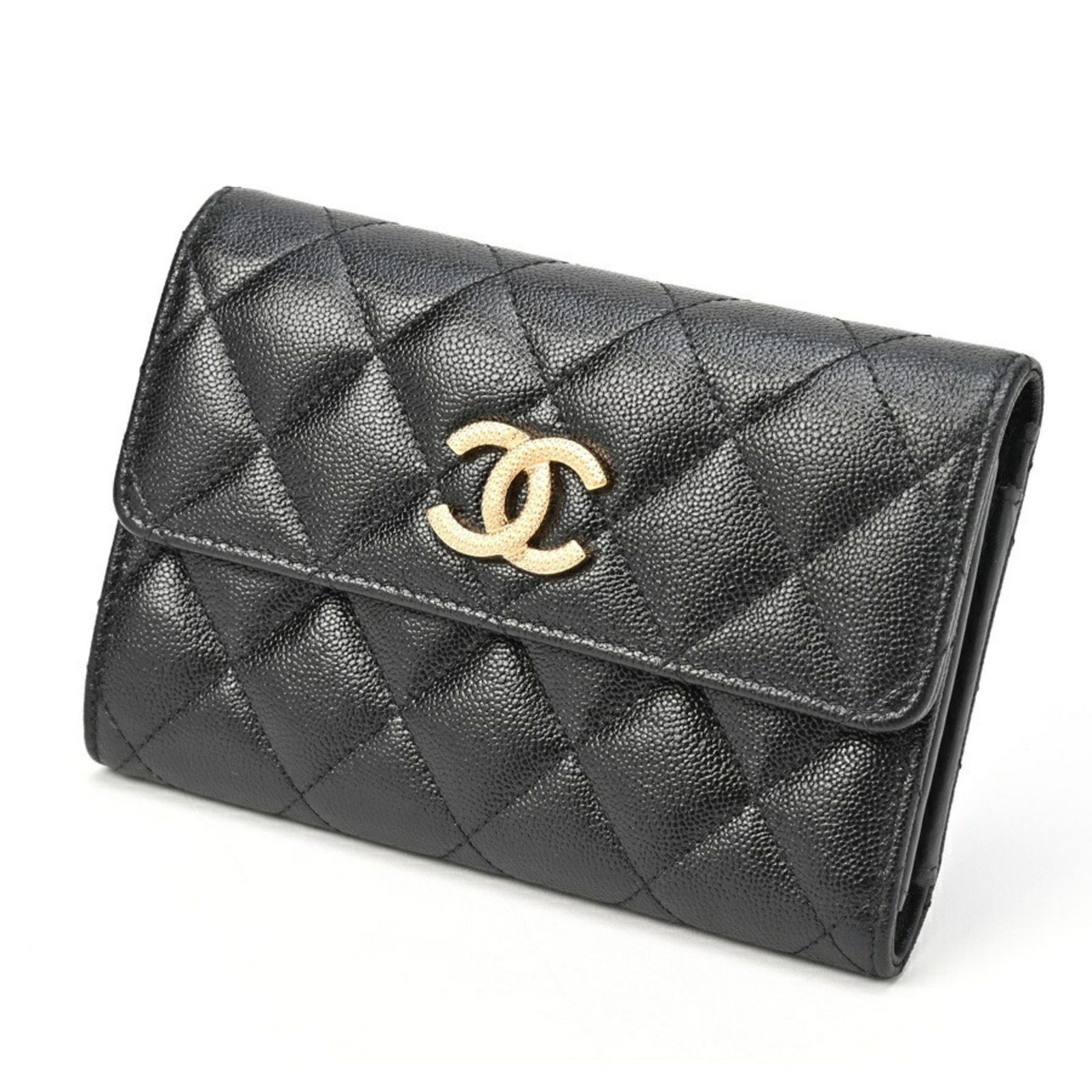 CHANEL Matelasse Caviar Leather Tri-Fold Wallet Black Gold AP2963: CHANEL Matelasse Caviar Leather Tri-Fold Wallet Black Gold AP2963 This CHANEL Matelasse Medium Flap Wallet is crafted from high-quality caviar leather in a sleek black and gold color combination. Desi