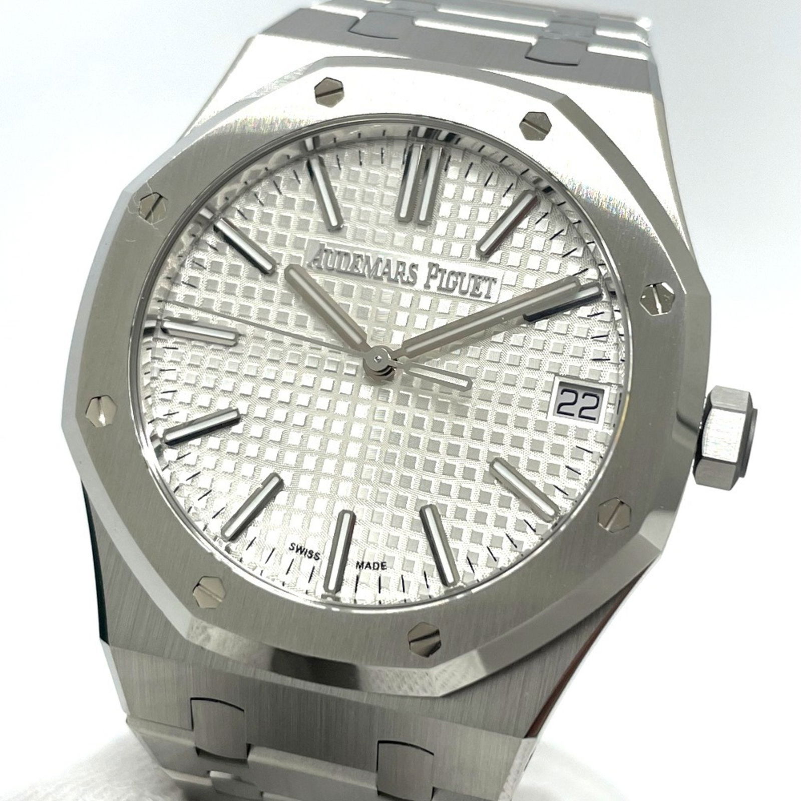 AUDEMARS PIGUET 15510ST.OO.1320ST.03 Royal Oak 50th Anniversary Automatic Date Watch Stainless Steel: AUDEMARS PIGUET 15510ST.OO.1320ST.03 Royal Oak 50th Anniversary Automatic Date Watch Stainless Steel Men's Silver Brand: Audemars Piguet Type: Wristwatch Gender: Men Material (Case): Stainless steel M