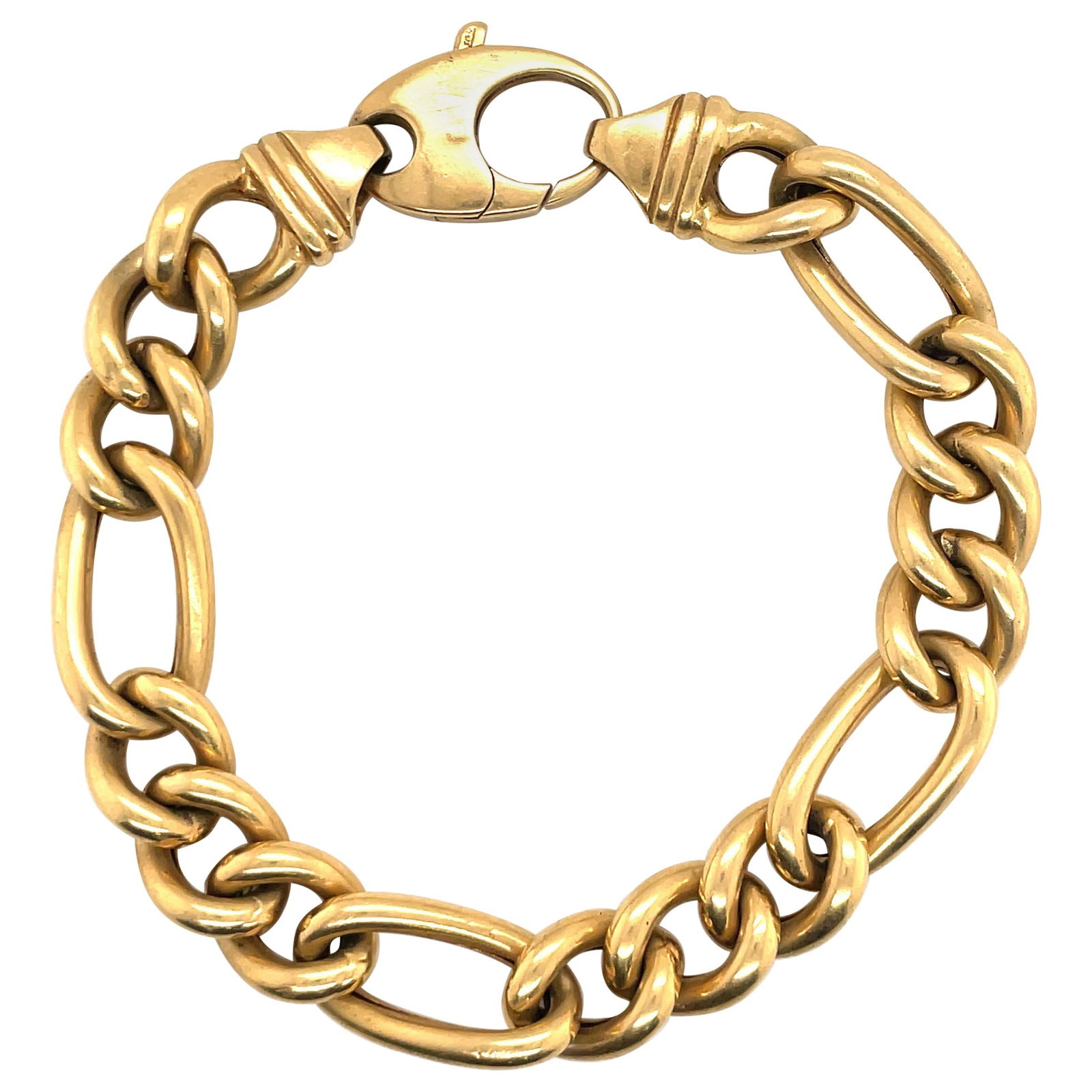 18K Yellow Gold Figaro Link Bracelet 27.1 Grams 8 Inches: 18K Yellow Gold Figaro Link Bracelet 27.1 Grams 8 Inches This exquisite 18 Karat Yellow Gold Figaro Link Bracelet features a contemporary design, boasting interlocking links that add a touch of elegan