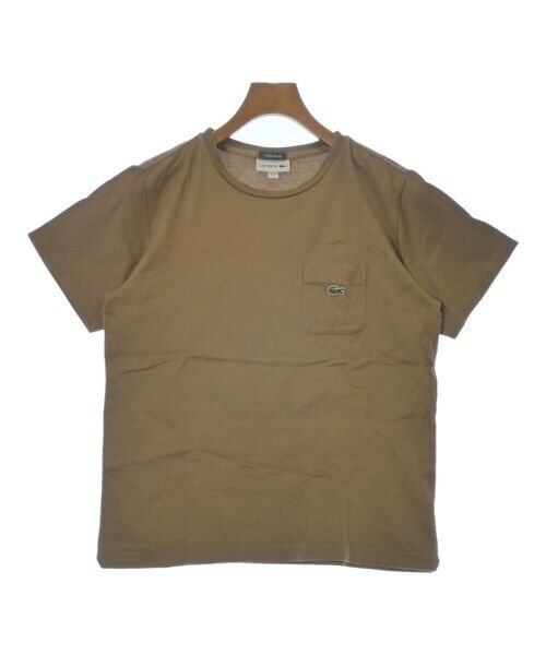 Beige LACOSTE T-shirt Cut Sew 3 M: Beige LACOSTE T-shirt Cut Sew 3 M This Lacoste T-shirt features a stylish beige color and is designed in a regular fit. It is classified as a size 3, which is approximately a medium in men's sizing. T