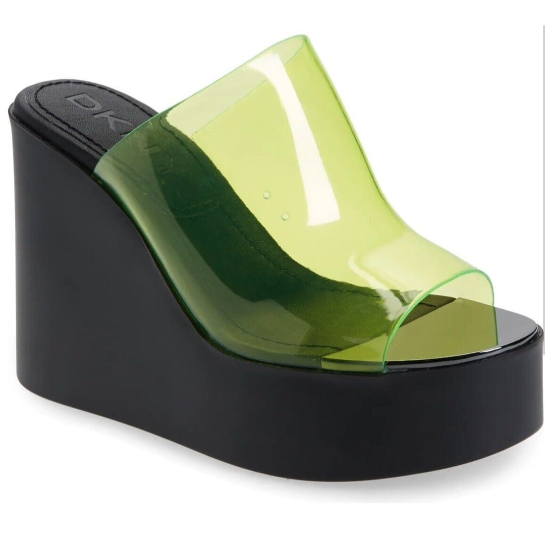 DKNY Pen Platform Wedge Slip On Sandal in Green 6.5: DKNY Pen Platform Wedge Slip On Sandal in Green 6.5 Step into summer style with these DKNY Pen Platform Wedge Slip On Sandals in a vibrant green shade. Designed for comfort and flair, these sandals fe