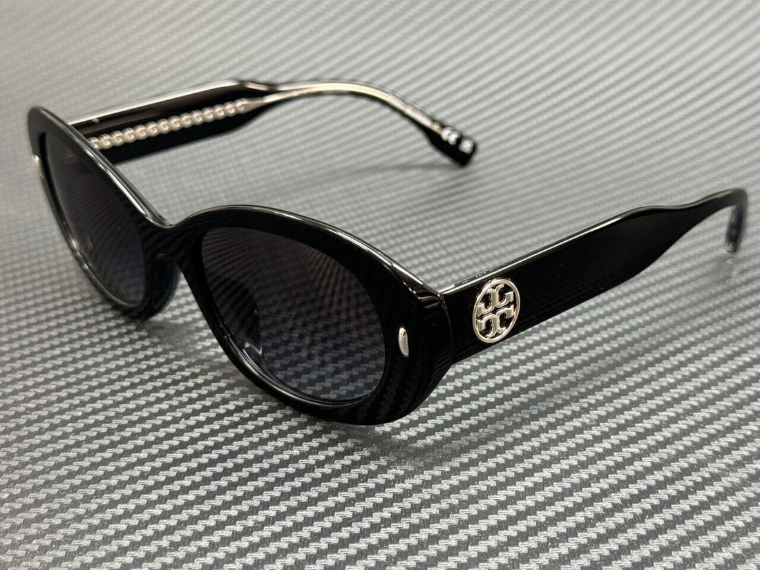 Tory Burch Black Grey Gradient Women's Sunglasses: Tory Burch Black Grey Gradient Women's Sunglasses Elevate your style with these Tory Burch TY7214U sunglasses. Featuring a sleek black frame and a modern grey gradient lens, these sunglasses not only