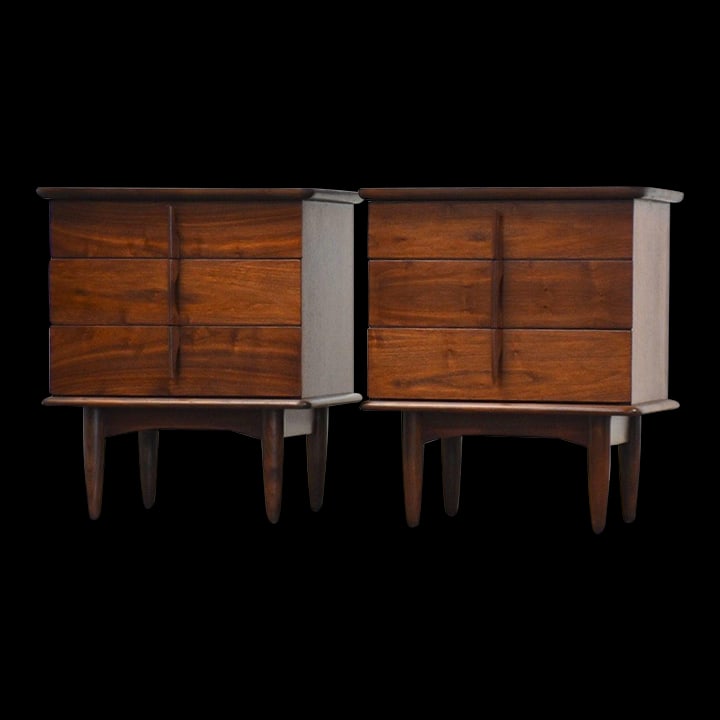 Midcentury Modern Walnut Nightstands By United Pair 22x16x25.5 Auction