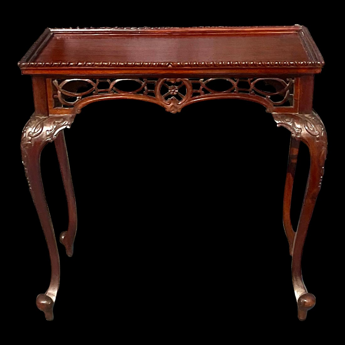 Vintage Auburn Regency Tea Table with Hand Carved Cabriolet Legs 33.5" x 21" x 31.6": Vintage Auburn Regency Tea Table with Hand Carved Cabriolet Legs 33.5" x 21" x 31.6" A fantastic vintage Regency Tea table. Beautiful hand carved Cabriolet legs with open fretwork detail abound the ap