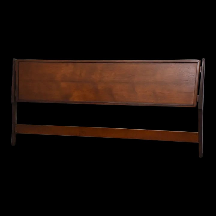 Kofod Larsen Teak King Headboard Selig 78.75x36 Mid Century Modern: Kofod Larsen Teak King Headboard Selig 78.75x36 Mid Century Modern This stunning king-size headboard showcases the elegance of mid-century modern design, crafted from high-quality teak wood. Designed