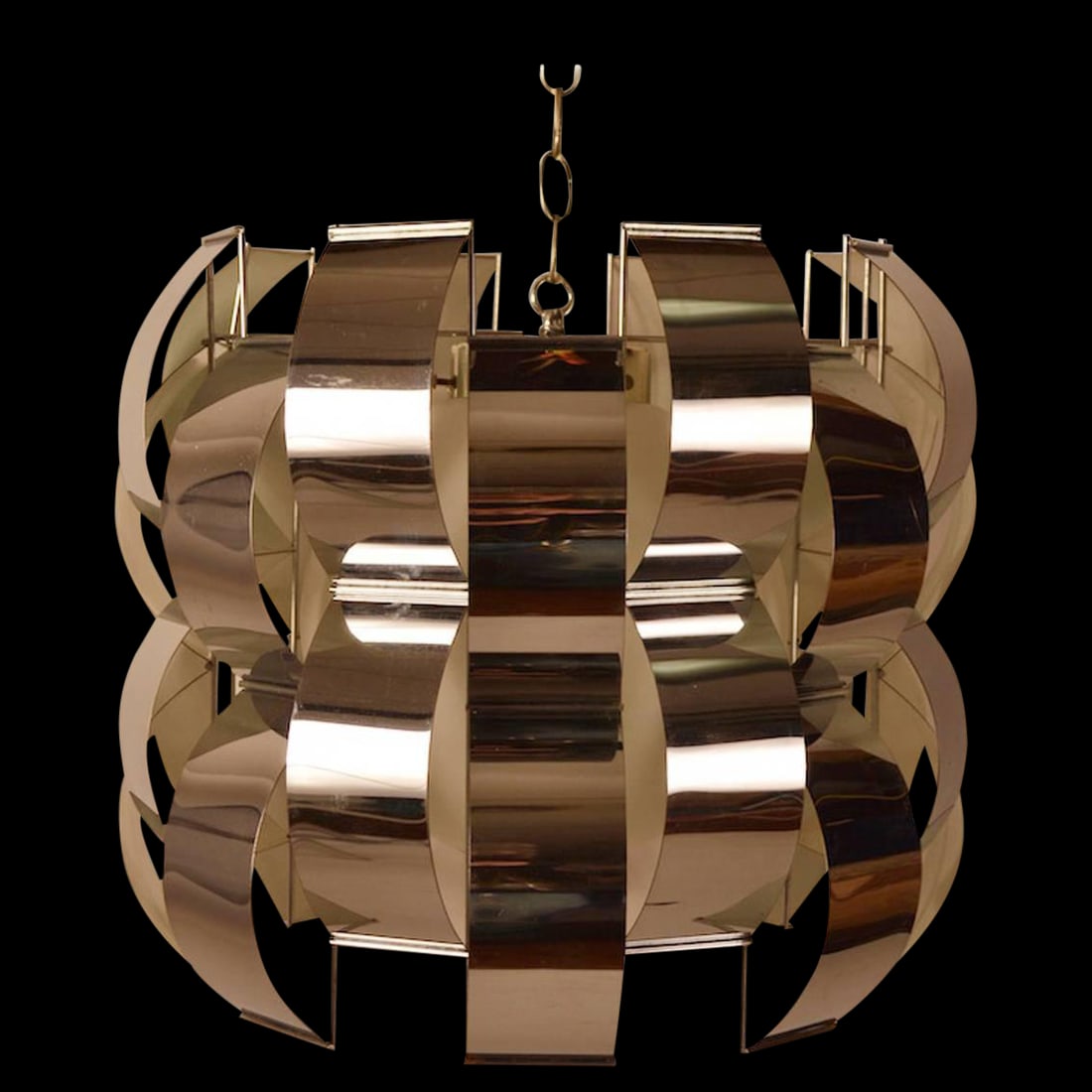 Lightolier Modernist Chrome Glass Chandelier 17x17x16 Max Sauze Design: Lightolier Modernist Chrome Glass Chandelier 17x17x16 Max Sauze Design This Modernist Chrome and Glass Chandelier by Lightolier features an intriguing design with bent chrome elements that create a wo