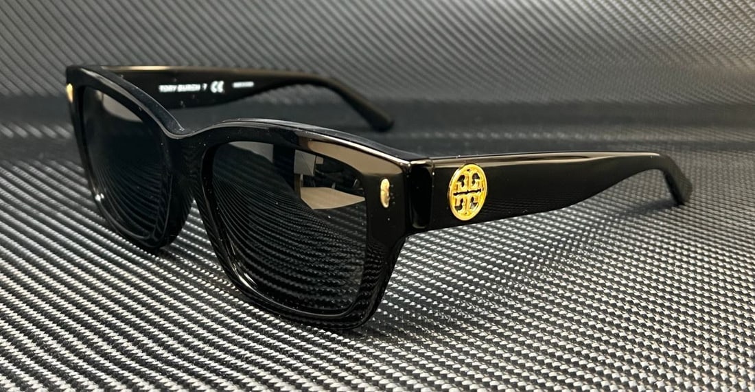 Tory Burch TY7167U Black Grey Women's Sunglasses 53mm: Tory Burch TY7167U Black Grey Women's Sunglasses 53mm Elevate your style with these Tory Burch TY7167U sunglasses. Featuring a sleek black frame, these sunglasses are designed for women and offer a ch