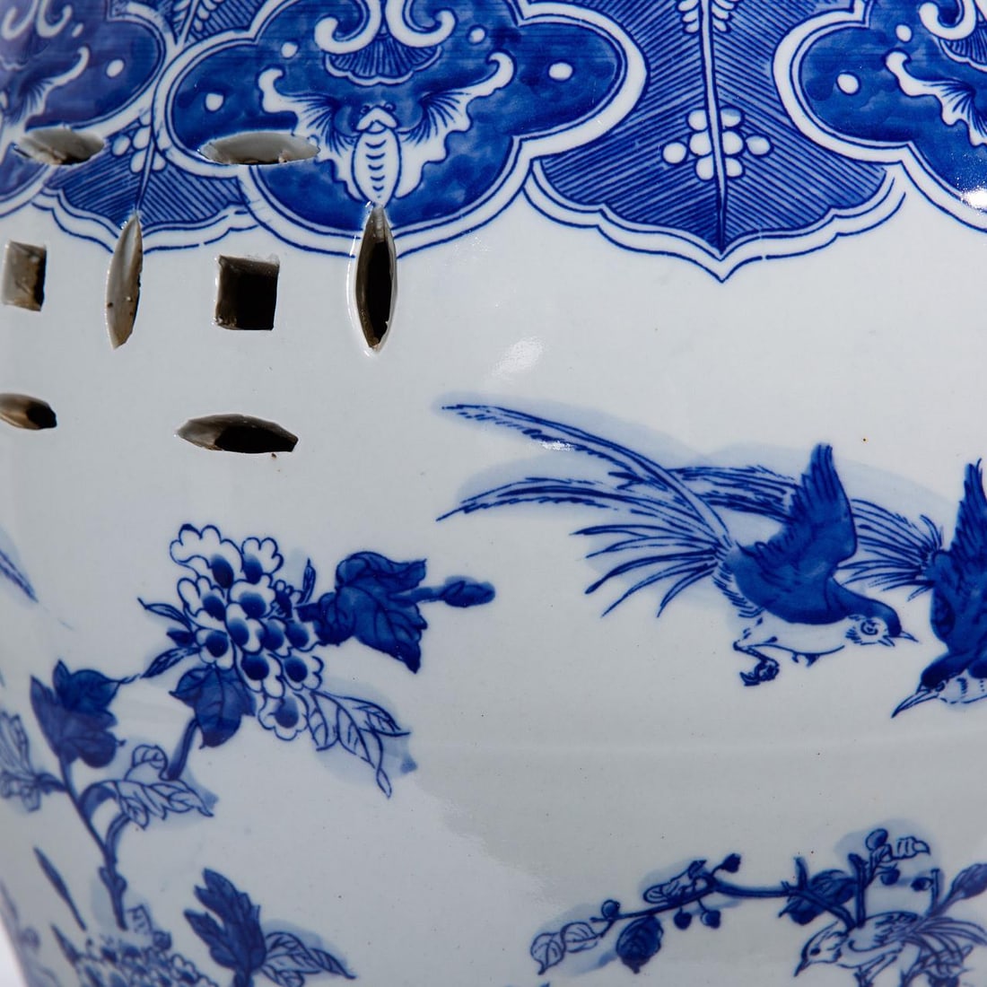 Charming Blue White Ceramic Drum Garden Stool 17H Chinoiserie Style: Charming Blue White Ceramic Drum Garden Stool 17H Chinoiserie Style Enhance your outdoor or indoor space with this charming Blue and White Drum Garden Stool. Hand-crafted from durable ceramic, this ba