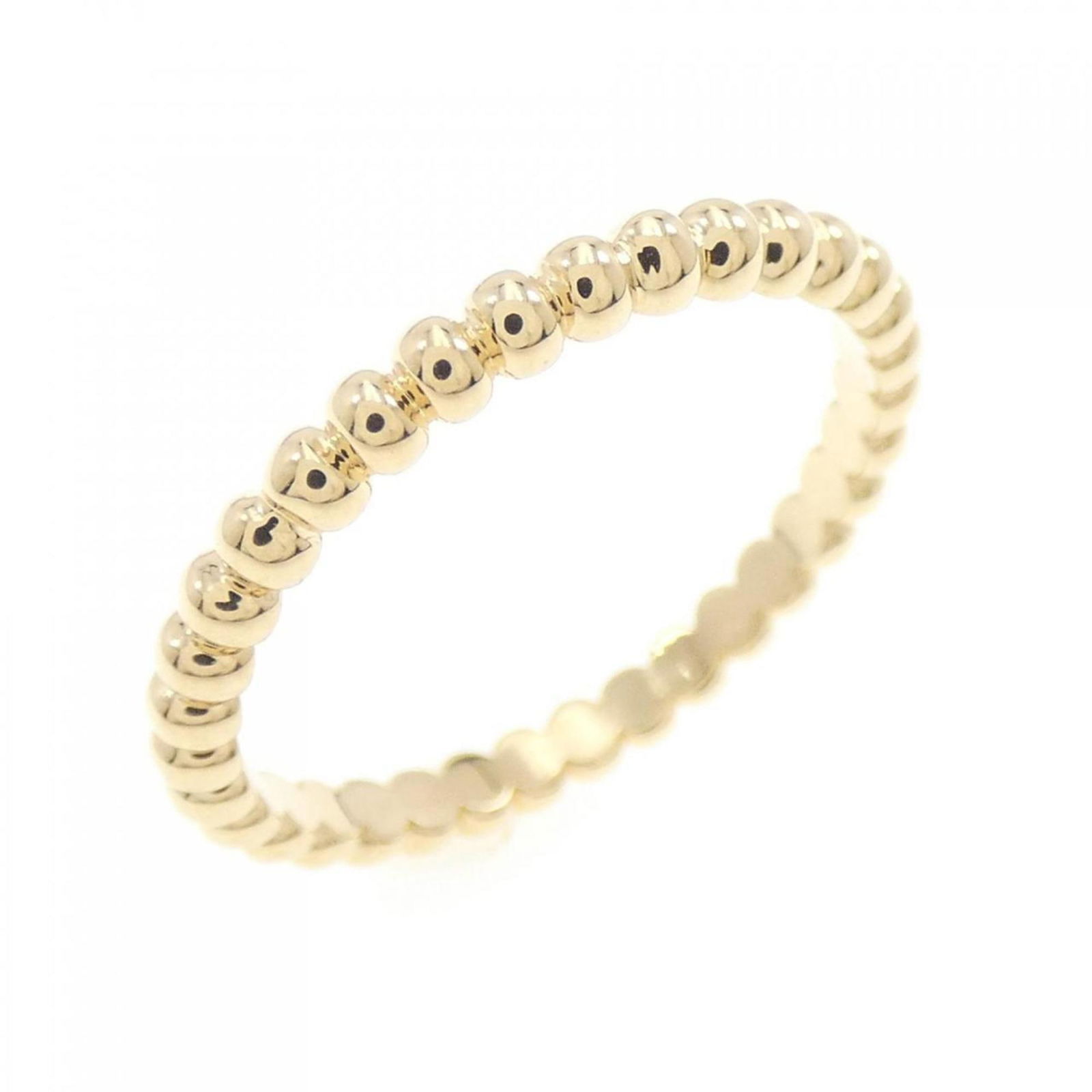 Van Cleef & Arpels Perlee Small Ring: Van Cleef & Arpels Perlee Small Ring Brand: Van Cleef & Arpels Type: Band ring Gender: Women Material: Yellow gold (18K) Brand Size (Non US): 48 US Size: 4.5 Overall Scratches: Insignificant Overall D