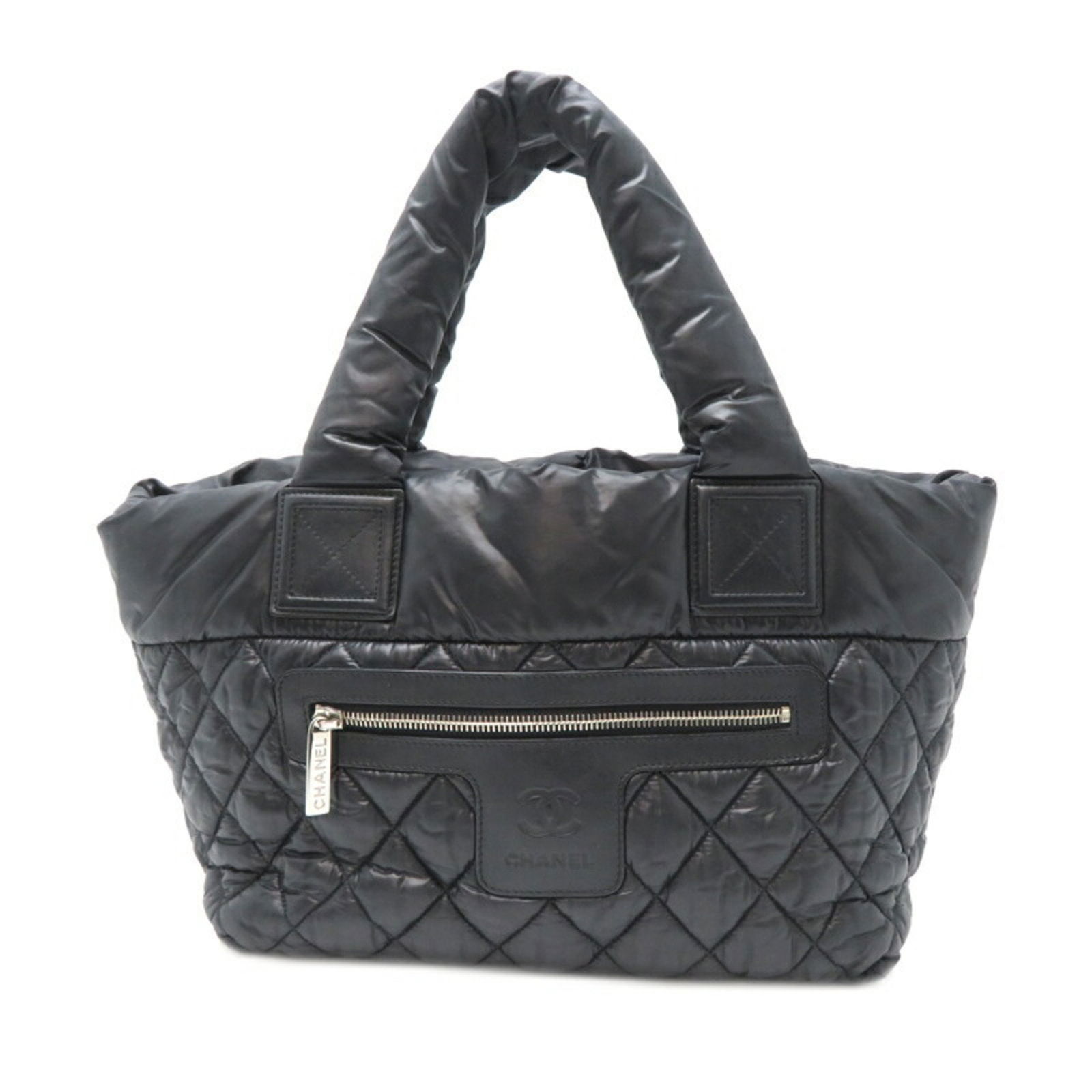 Chanel Coco Cocoon PM Women's Tote Bag 8610 Nylon Black: Chanel Coco Cocoon PM Women's Tote Bag 8610 Nylon Black Brand: Chanel Type: Tote bag Material: Nylon Color: Black Gender: Women Size (HxWxD): 21cm x 43cm x 16cm / 8.26'' x 16.92'' x 6.29'' Overall Scr