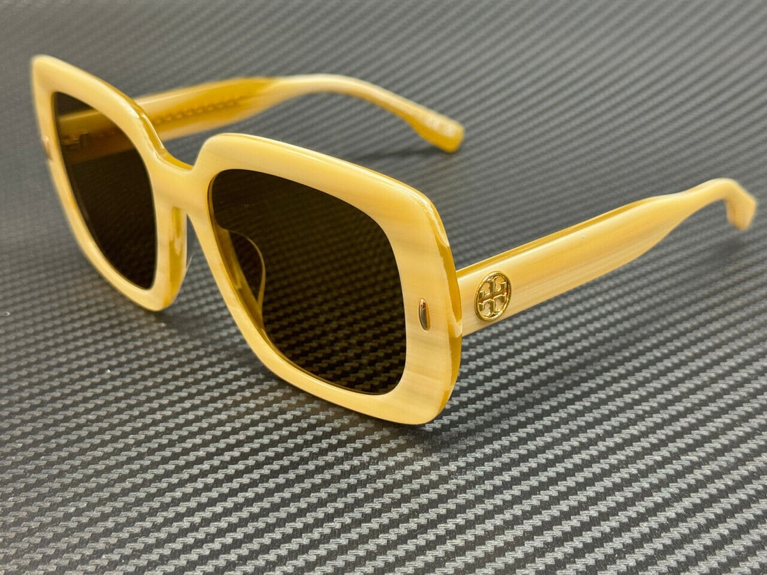 Tory Burch TY7193U Ivory Horn Brown Women's Sunglasses 56mm: Tory Burch TY7193U Ivory Horn Brown Women's Sunglasses 56mm Elevate your style with these exquisite Tory Burch TY7193U sunglasses. Featuring a chic ivory horn frame with brown accents, these sunglasse