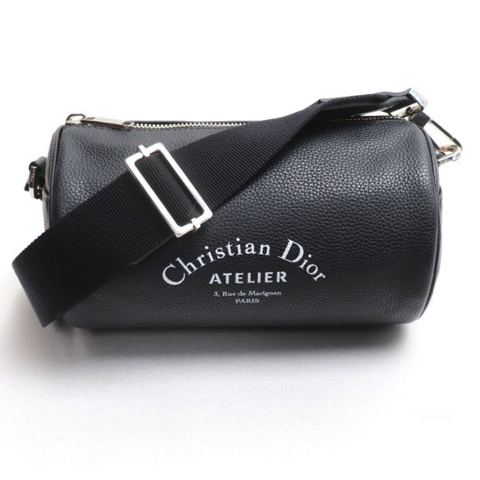 Christian Dior Atelier Roller Drum Shoulder Bag Black 1ATPO061 Women's: Christian Dior Atelier Roller Drum Shoulder Bag Black 1ATPO061 Women's Brand: Christian Dior Model: 1ATPO061 Country of Origin: Italy Type: Shoulder bag Material: Leather Color: Black Closure: Zipper