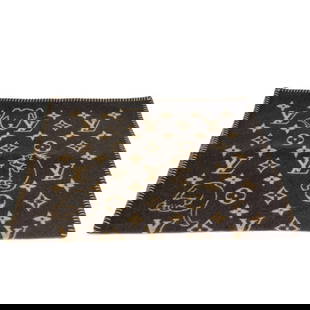 LOUIS VUITTON MP2260 Couverture Small Catgram Blanket Cat Wool Cashmere Men's Women's Brown: LOUIS VUITTON MP2260 Couverture Small Catgram Blanket Cat Wool Cashmere Men's Women's Brown Brand: Louis Vuitton Type: Blanket Color: Brown Material: Cashmere, Wool Overall Scratches: Insignificant Ov