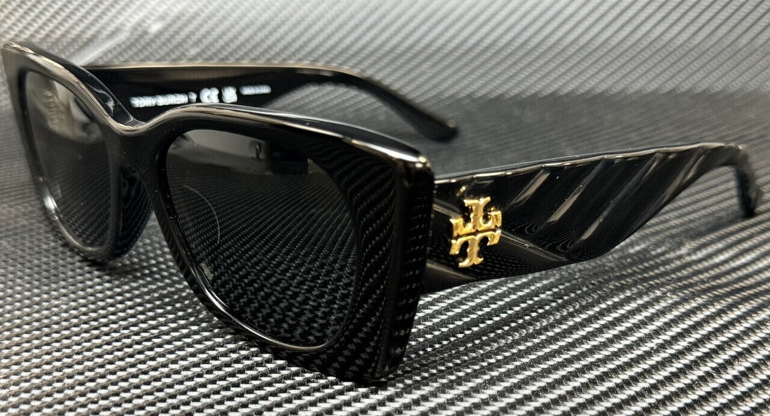 Tory Burch TY7189U Cat Eye Sunglasses Black Acetate Gray Lenses: Tory Burch TY7189U Cat Eye Sunglasses Black Acetate Gray Lenses Elevate your style with these Tory Burch TY7189U sunglasses. Designed in a chic cat-eye style, these sunglasses feature a solid black ac