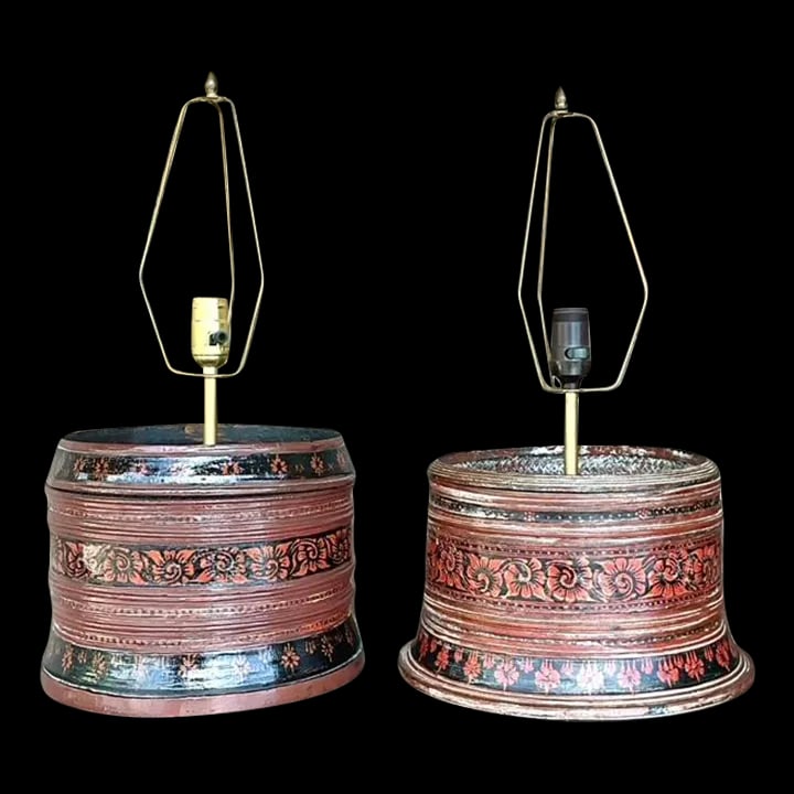 Set of 2 Vintage Asian Hand Painted Drum Lamps: Set of 2 Vintage Asian Hand Painted Drum Lamps Enhance your home decor with this stunning Set of 2 Vintage Asian Hand Painted Drum Lamps. Merging traditional Asian craftsmanship with a touch of Americ