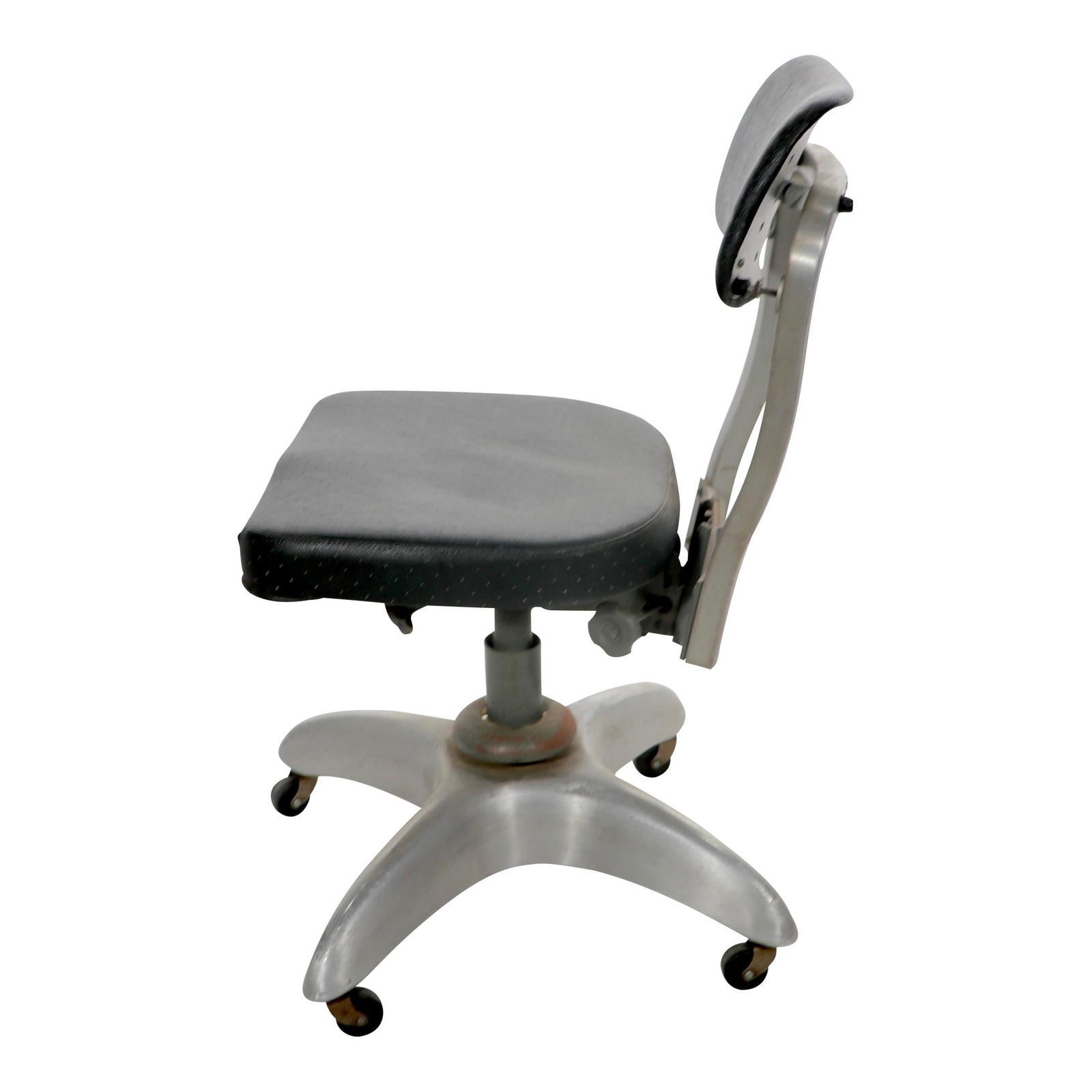 Art Deco Goodform Industrial Swivel Desk Chair Silver Aluminum 16 x 15 x 30.5: Art Deco Goodform Industrial Swivel Desk Chair Silver Aluminum 16 x 15 x 30.5 Discover the timeless elegance of this Art Deco Industrial Swivel Desk Office Task Chair by Goodform, manufactured by Gene