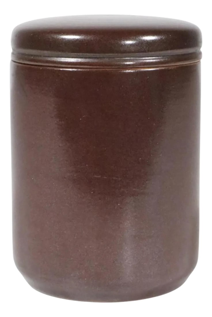 Mid Century Danish Stoneware Lidded Jar by L. Hjorth 3 x 3 x 4.5: Mid Century Danish Stoneware Lidded Jar by L. Hjorth 3 x 3 x 4.5 Discover this exquisite Mid Century Danish Modern stoneware lidded jar, crafted by the skilled potter Lauritz Adolph Hjorth. This stunn