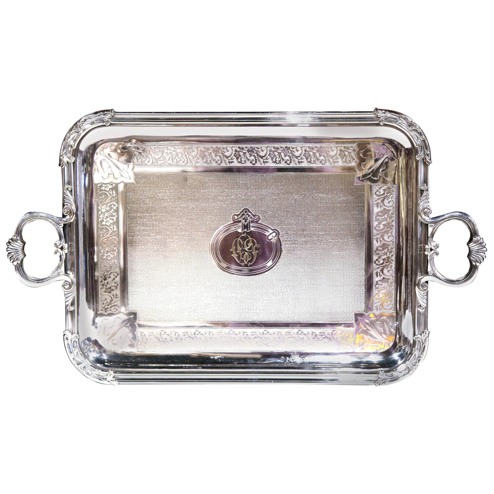 Antique 19th Century French Silver Plated Tray by Pelloutier 25 x 15: Antique 19th Century French Silver Plated Tray by Pelloutier 25 x 15 This exquisite 19th-century French silver plated tray, crafted circa 1894, showcases the artistry of Pelloutier & Cie. This elegant