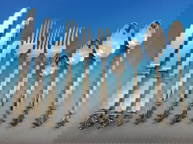 Georg Jensen Acanthus Sterling Silver Flatware Set 171 pcs for 12 (1 of 12)