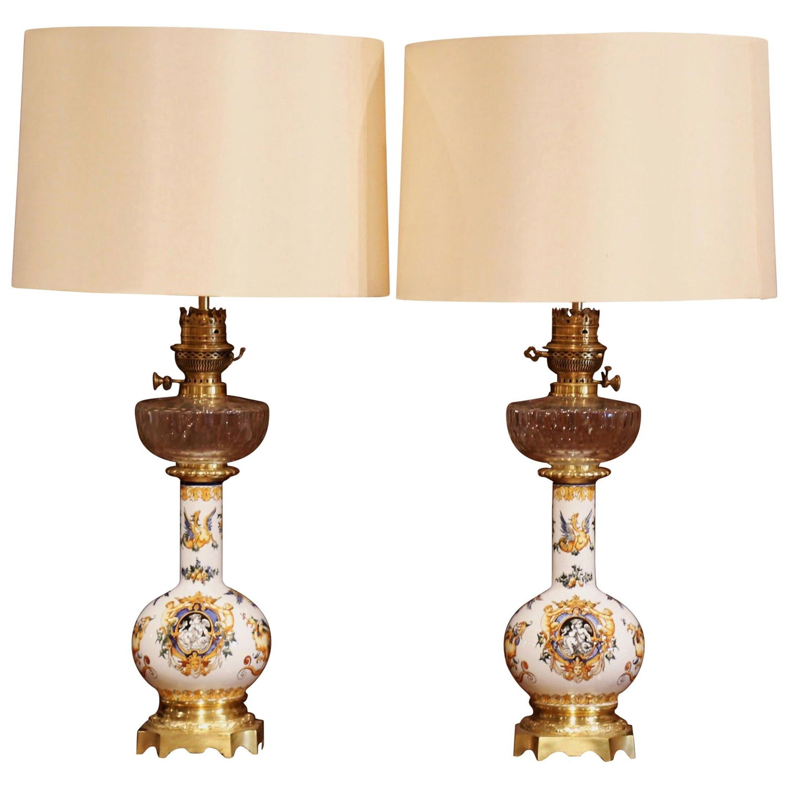Antique 19th Century Gien French Porcelain Bronze Oil Lamps Set of 2: Antique 19th Century Gien French Porcelain Bronze Oil Lamps Set of 2 This elegant pair of 19th Century French porcelain oil lamps from Gien is a stunning addition to any home decor. Crafted circa 1890