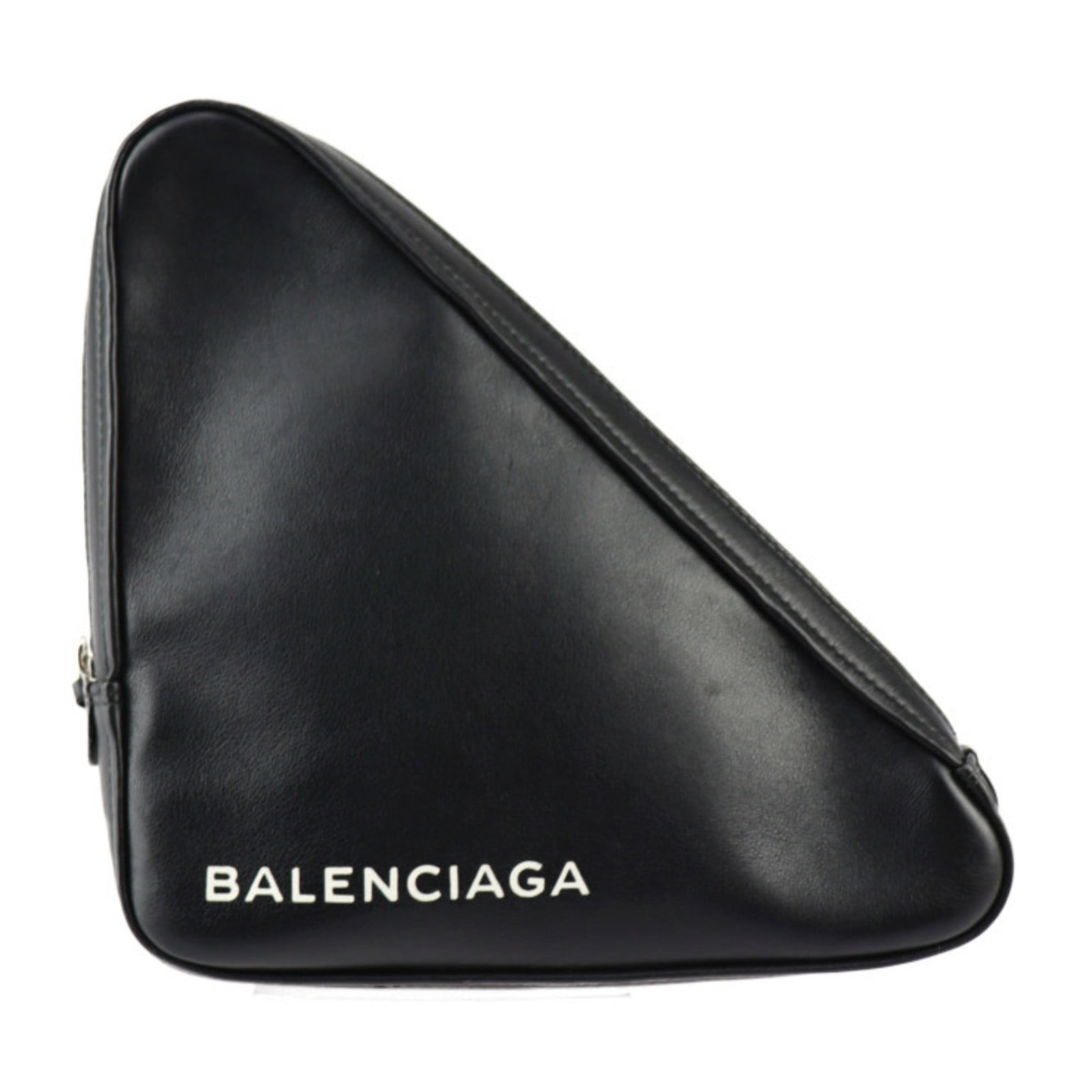 Balenciaga Triangle Clutch Bag 476976 Black Leather Silver Hardware 21cm: Balenciaga Triangle Clutch Bag 476976 Black Leather Silver Hardware 21cm Introducing the BALENCIAGA Triangle Clutch Bag, model 476976, a chic and versatile accessory crafted from high-quality leather 