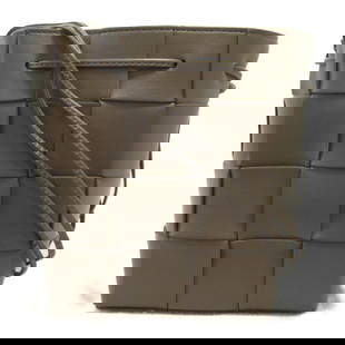 Bottega Veneta Gray Lambskin Shoulder Bag 680218VCQC42560 6.9x5.1x5.1: Bottega Veneta Gray Lambskin Shoulder Bag 680218VCQC42560 6.9x5.1x5.1 This exquisite Bottega Veneta shoulder bag is crafted from luxurious gray lambskin, offering a sophisticated yet versatile accesso