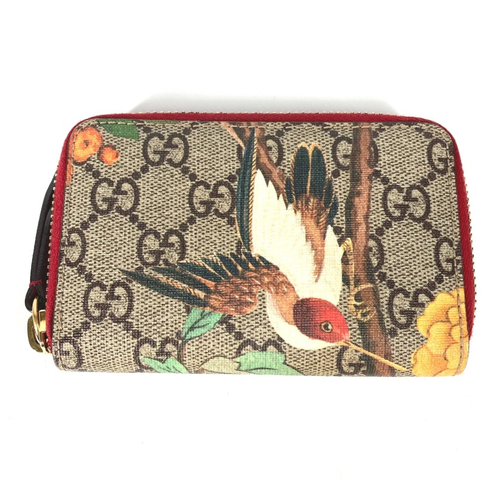 Gucci 424897 Red GG Supreme Zip Around Coin Purse 4.7x3.0in: Gucci 424897 Red GG Supreme Zip Around Coin Purse 4.7x3.0in This Gucci coin purse is a fashionable accessory designed for women. Crafted from high-quality materials, it features a striking red color t