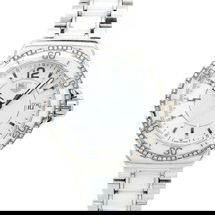 TAG Heuer Formula 1 Ladies Watch Diamond Bezel White Ceramic Quartz: TAG Heuer Formula 1 Ladies Watch Diamond Bezel White Ceramic Quartz Introducing the TAG Heuer Formula 1 Ladies Watch, a stunning timepiece that combines elegance with sporty functionality. This wristw