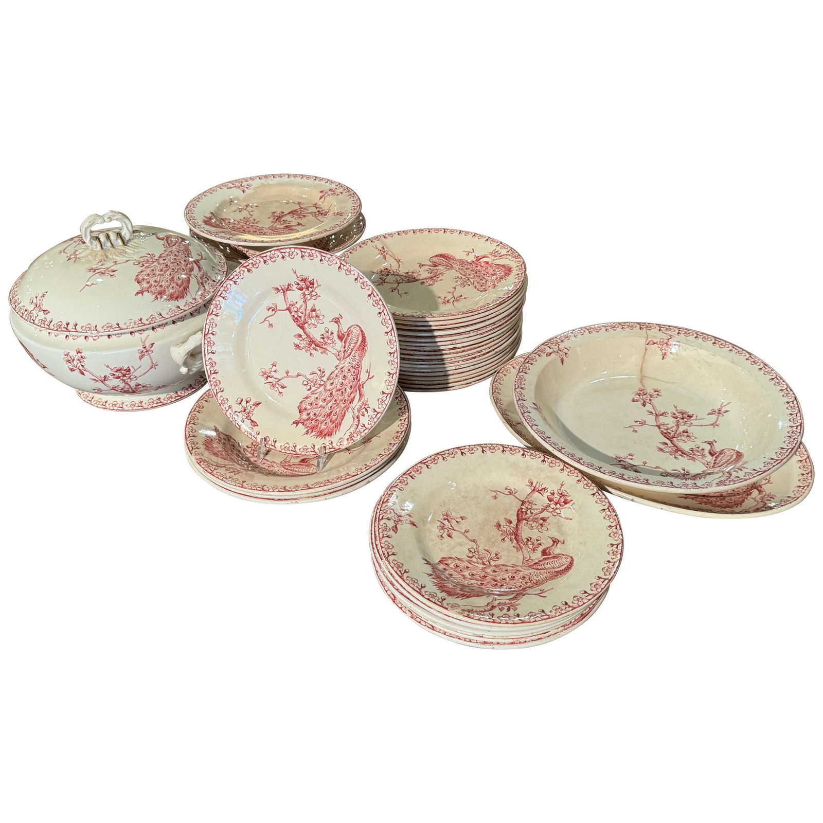 Antique 19th Century Gien Porcelain Dinnerware Set 32 Pieces Peacock Design: Antique 19th Century Gien Porcelain Dinnerware Set 32 Pieces Peacock Design Enhance your dining experience with this exquisite 19th Century French Gien porcelain dinnerware set, featuring vibrant red
