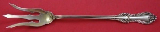 Frank Smith Countess Sterling Silver Lettuce Fork Gold Wash 8.5": Frank Smith Countess Sterling Silver Lettuce Fork Gold Wash 8.5" This exquisite lettuce fork from the Countess pattern by Frank Smith is a remarkable addition to any table setting. Crafted from high-q