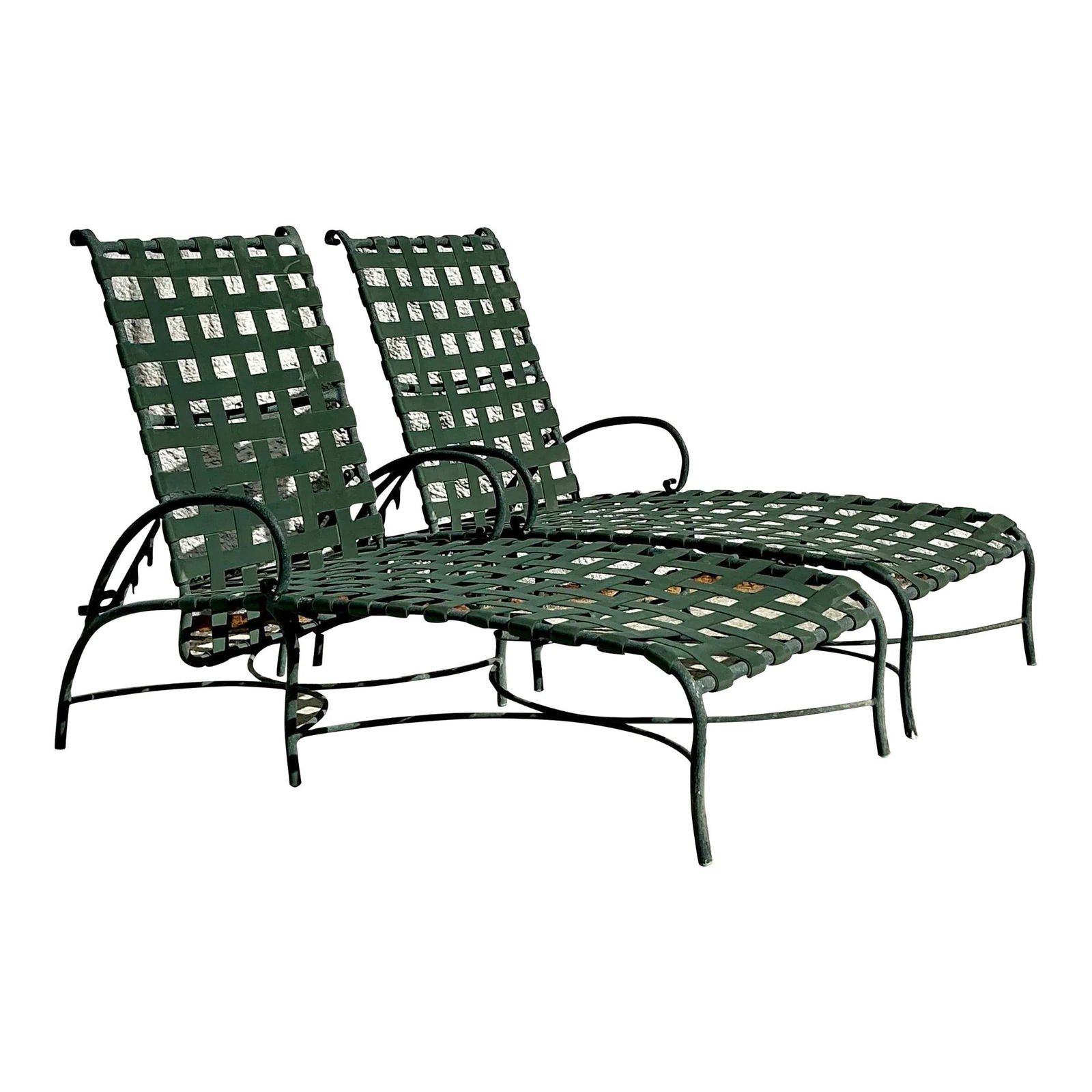 Vintage Regency Brown Jordan Florentine Chaise Lounge Pair Dark Green: Vintage Regency Brown Jordan Florentine Chaise Lounge Pair Dark Green Enhance your outdoor oasis with this luxurious pair of vintage Regency Brown Jordan 'Florentine' chaise lounges. Designed with dur