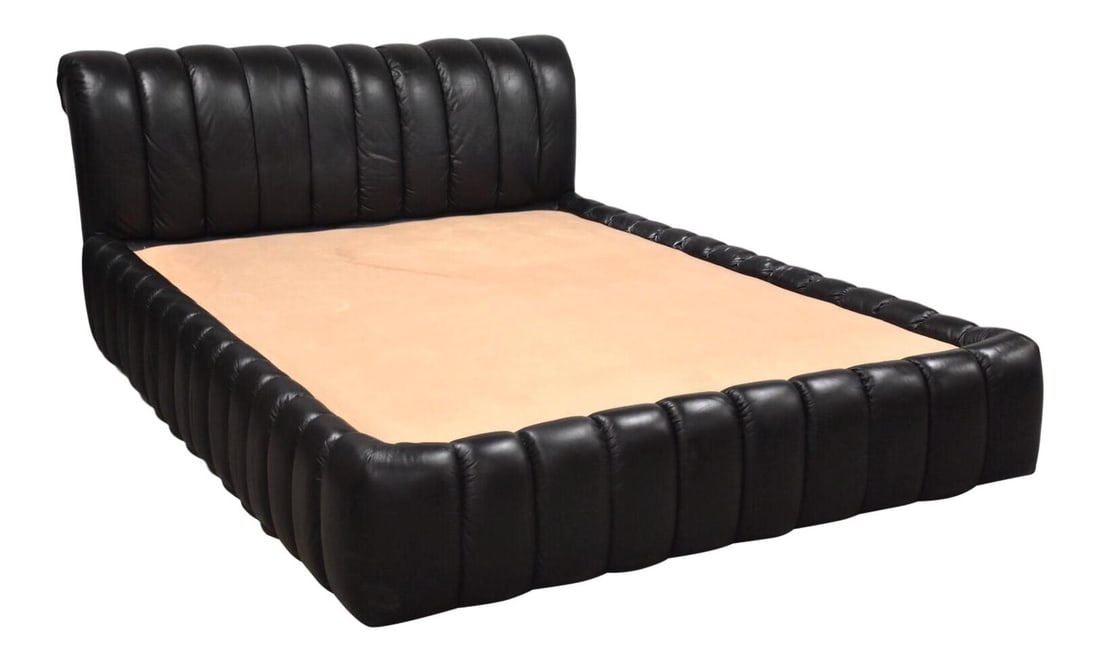 Jay Spectre Black Leather Queen Bed 62.5 x 93.5 x 32.25 in: Jay Spectre Black Leather Queen Bed 62.5 x 93.5 x 32.25 in A beautiful post modern channeled black leather bed designed by Jay Spectre for Century Furniture. No rips or tears. The base has built in sp