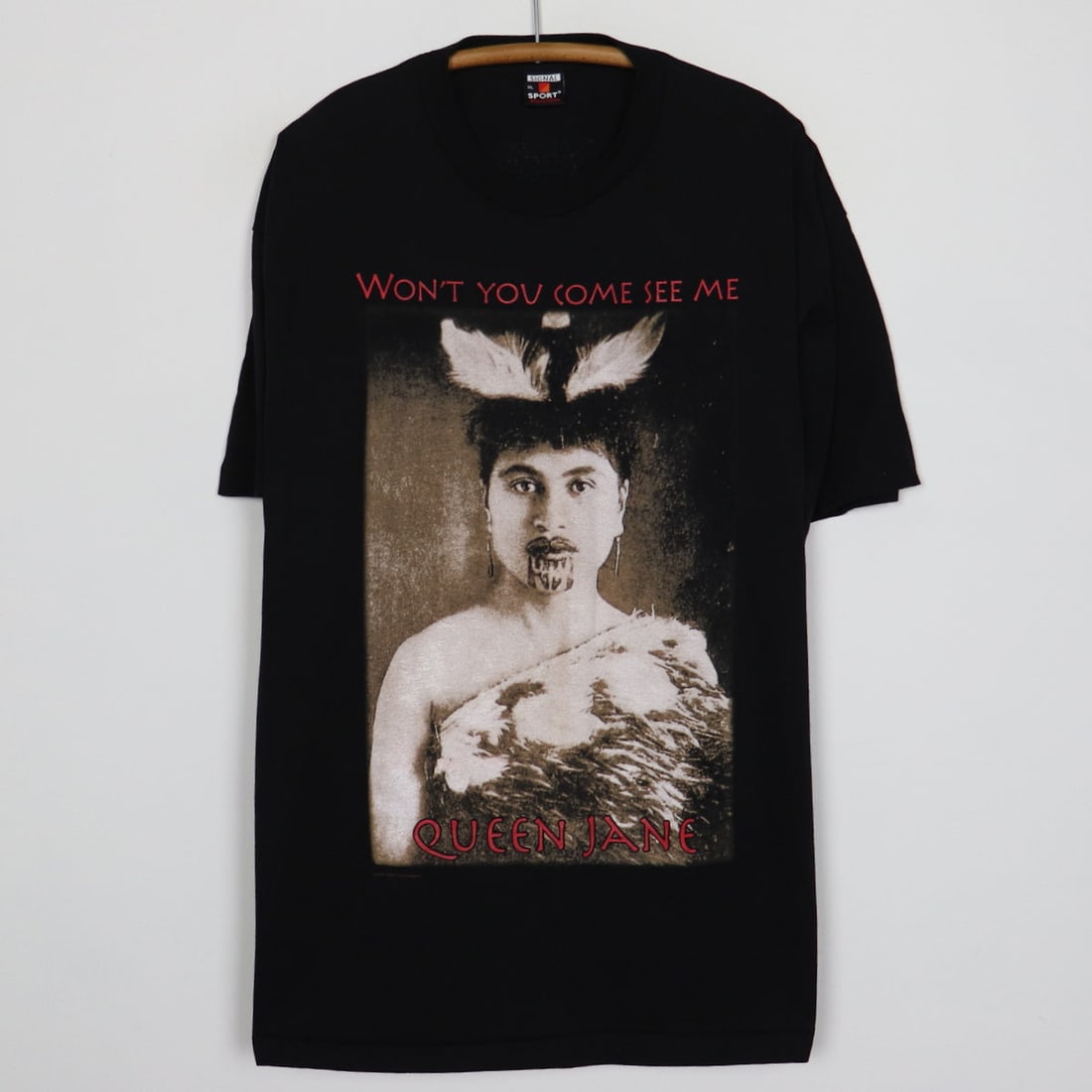 Vintage 1990s Bob Dylan Queen Jane Graphic Shirt Black: Vintage 1990s Bob Dylan Queen Jane Graphic Shirt Black Discover a piece of music history with this original vintage 1990s Bob Dylan Queen Jane shirt. This true vintage shirt features eye-catching fron