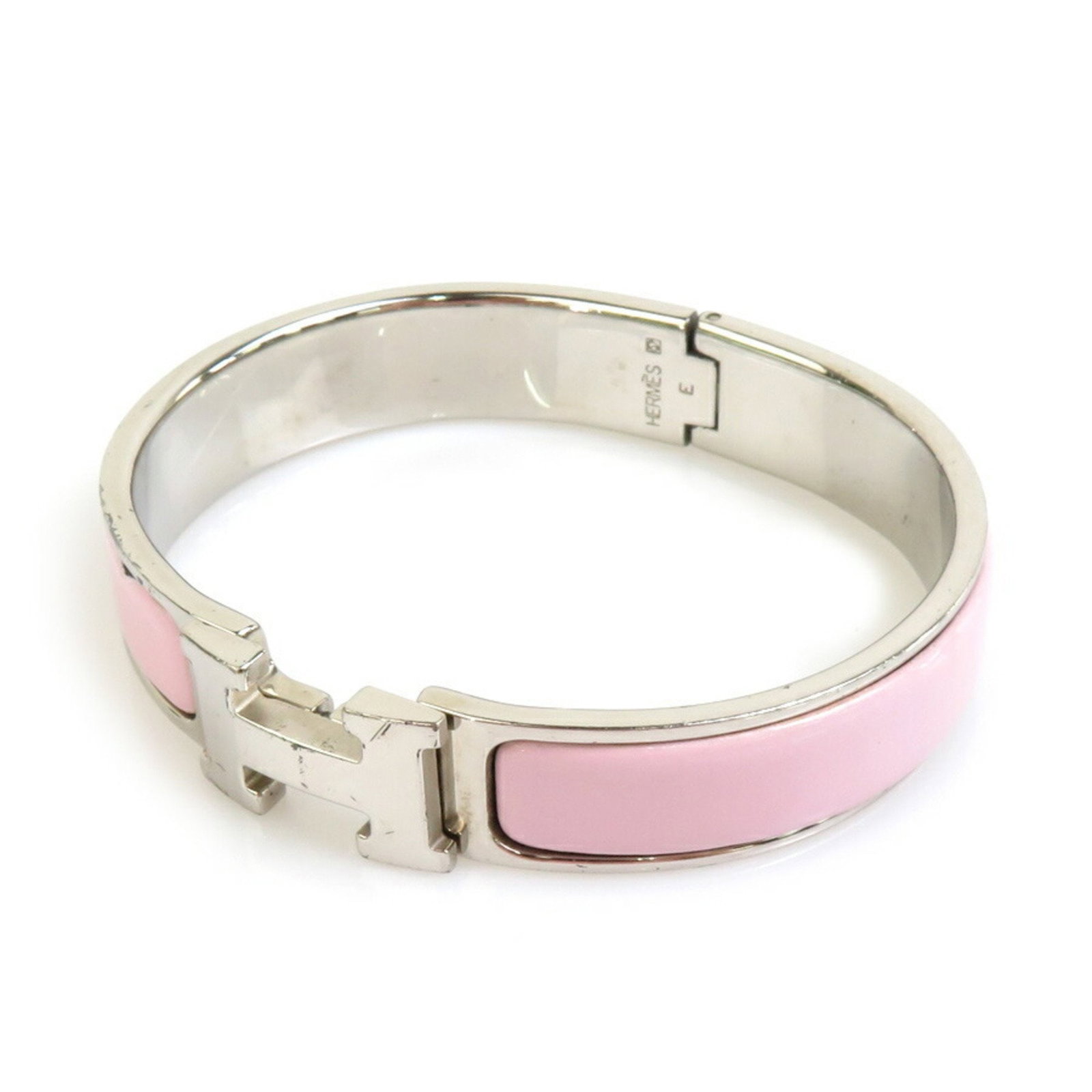 Hermes Click Clack Bangle Bracelet Enamel Metal Light Pink Silver Women: Hermes Click Clack Bangle Bracelet Enamel Metal Light Pink Silver Women This exquisite Hermes bangle bracelet features a stylish Click Clack design, crafted from high-quality enamel and metal. The ele