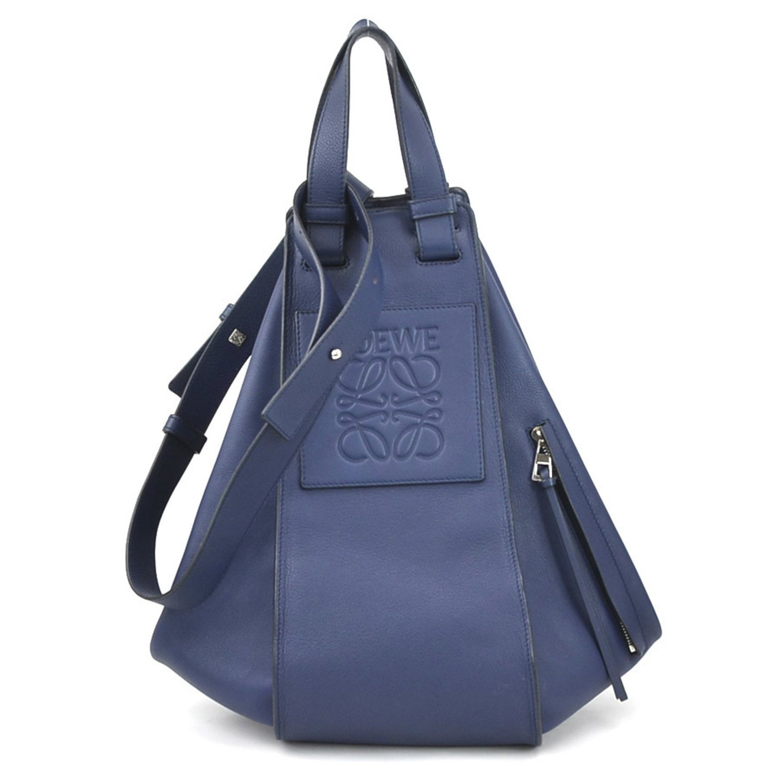 Loewe Navy Leather Shoulder Handbag for Women E59236G: Loewe Navy Leather Shoulder Handbag for Women E59236G This elegant Loewe handbag is designed as a shoulder bag, crafted from high-quality leather in a sophisticated navy color. The bag is tailored for