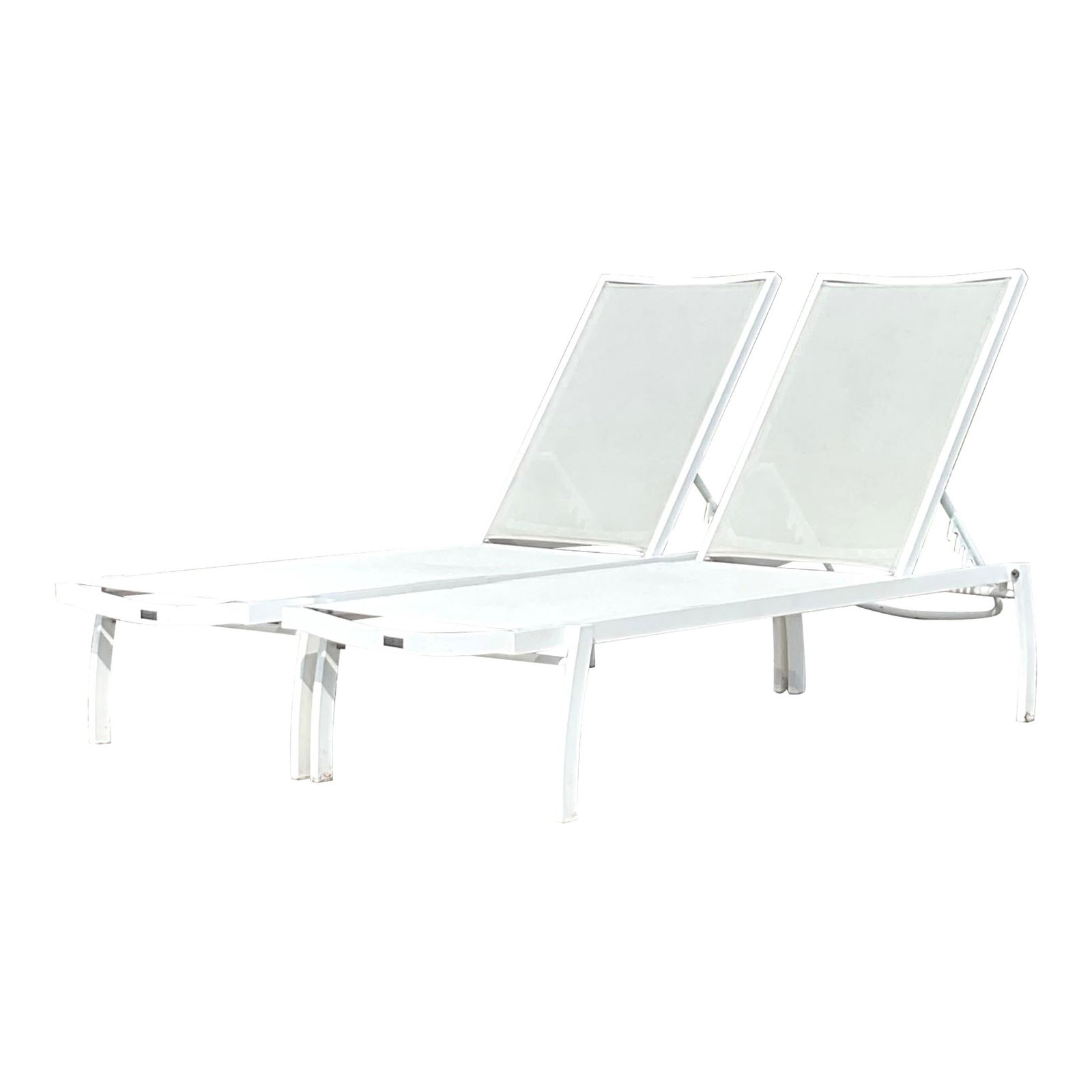 Vintage Janus Et Cie Coastal Curved Chaise Lounge Set of 2: Vintage Janus Et Cie Coastal Curved Chaise Lounge Set of 2 Introduce a luxurious touch of seaside relaxation to your outdoor or indoor space with this Vintage Coastal Janus Et Cie Curved Front Chaise