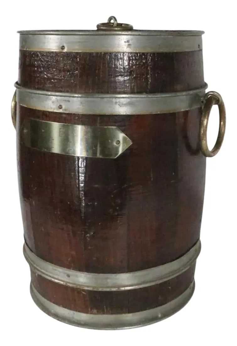 1950s Vintage Oak Wine Barrel Cooler with Metal Trim: 1950s Vintage Oak Wine Barrel Cooler with Metal Trim This charming Vintage Oak Wine Barrel Covered Cooler, dating back to the 1950s, is not only a functional piece but also a decorative accent for you
