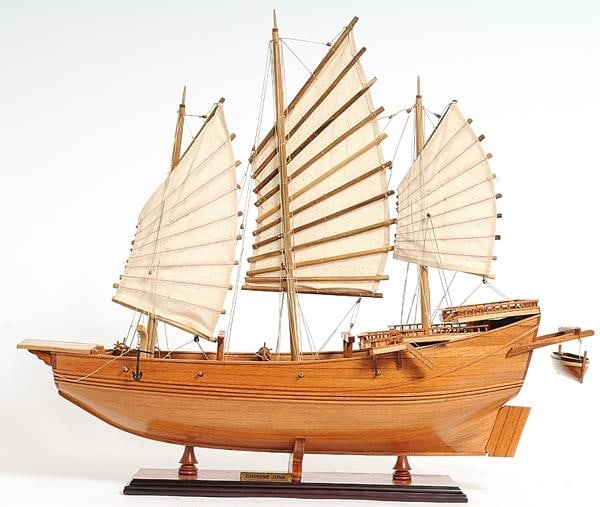 Stunning 27-Inch Chinese Junk Wooden Ship Model: Stunning 27-Inch Chinese Junk Wooden Ship Model This stunning 27-inch wooden model of a traditional Chinese junk ship is a beautiful representation of maritime craftsmanship. With intricate detailing